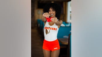 Hooters giving free wings to customers willing to shred photos of their exes