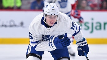 Toronto Maple Leafs star Mitchell Marner makes girl's Valentine's Day one to remember