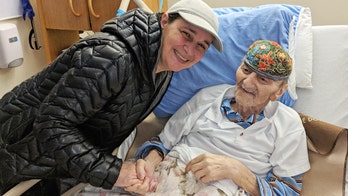 Hundreds of strangers take part in Jewish funeral for Holocaust survivor