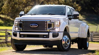 2020 Ford F-Series Super Duty debuts new 'Godzilla' 7.3-liter V8