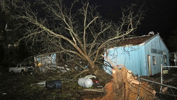 1 dead as tornadoes, severe weather devastate South; several injured