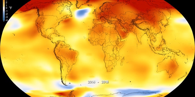 정지 이미지는 지구 기후 변화를 요약하는 NASA 및 NOAA 데이터의 따뜻한 기온의 맹공격을 일시 중지합니다.