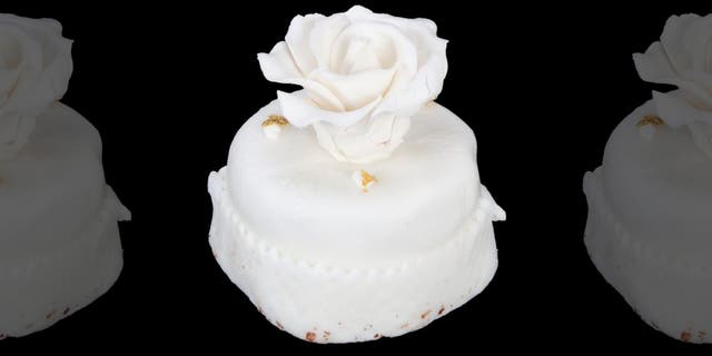 Another wedding cake favor from the Trump’s 2005 nuptials (pictured here) – sold by Julien’s Auctions – was expected to fetch a similarly high sum when it went up for sale in November 2017.