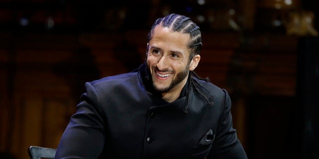 lunes Banco Filosófico Nike launches 'Icon' Kaepernick jersey days after NFL collusion case  settlement | Fox News