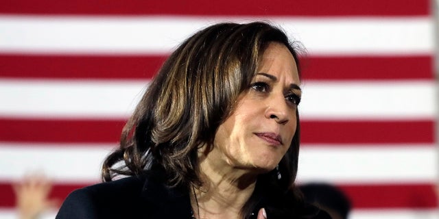 Democratic presidential candidate Senator Kamala Harris, D-Calif., Listens to a question during an election campaign in Portsmouth, N.H. on Monday, February 18, 2019. (AP Photo / Elise Amendola)