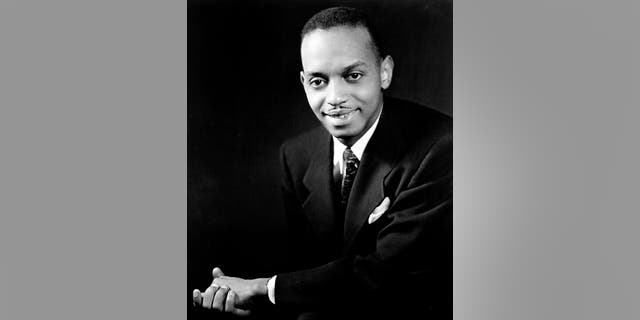 CIRCA 1960: Photo of jazz and classical pianist Don Shirley circa 1960.
