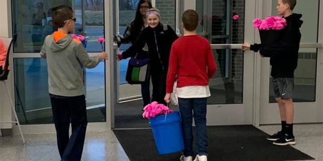 And Kyan Rice, Lincoln Holmes and Tristan Valentine reportedly funded the sweet gesture with money out of their own pockets.