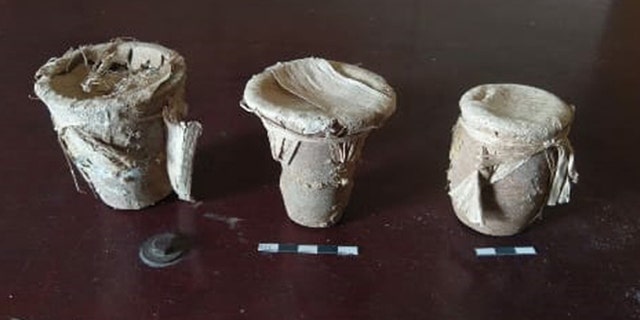 The pots discovered during the excavation. (Egyptian Ministry of Antiquities)