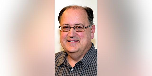 Longtime Boston Globe baseball writer Nick Cafardo has died after collapsing at the Red Sox's spring training ballpark. He was 62.