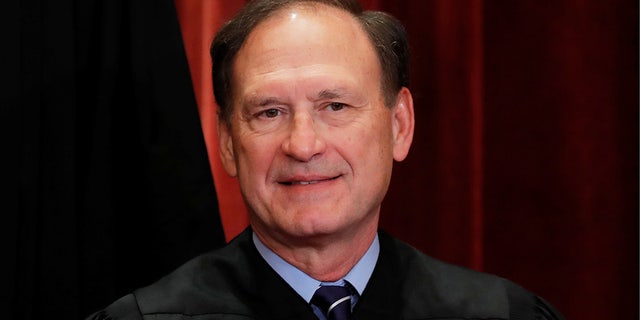 U.S. Supreme Court Associate Justice Samuel Alito, Jr is seen during a group portrait session for the new full court at the Supreme Court in Washington, U.S., November 30, 2018. REUTERS/Jim Young - RC1766ACD600