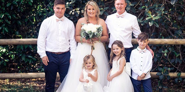 The 33-year-old bride from Old Bar, New South Wales, Australia, said she happier than ever tying the knot with her husband Nathan Earley, 31, back in November 2018 and was excited to get her family together for some wedding day photographs.