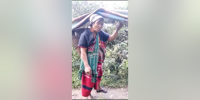 “The Burma Army is shooting mortars and it not safe to live in the village. We are moving to the head of the river,” a female village leader informs a local aid worker on January 25, detailing that her buffalo were hit with mortar rounds and that her entire family were afraid to stay in their homes.