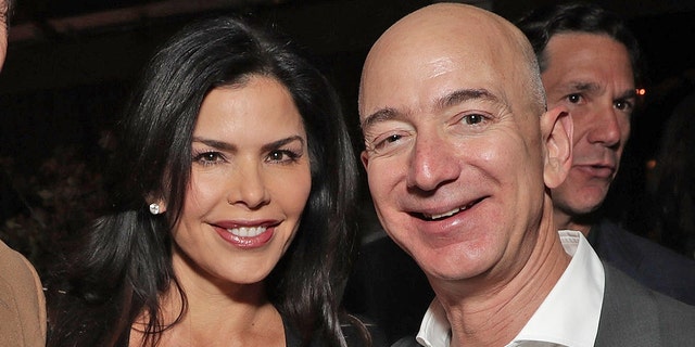 Jeff Bezos Scandal National Enquirer Says It Acted Lawfully But 