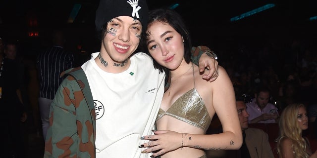 Rapper Lil Xan Noah Cyrus broke up in 2018.