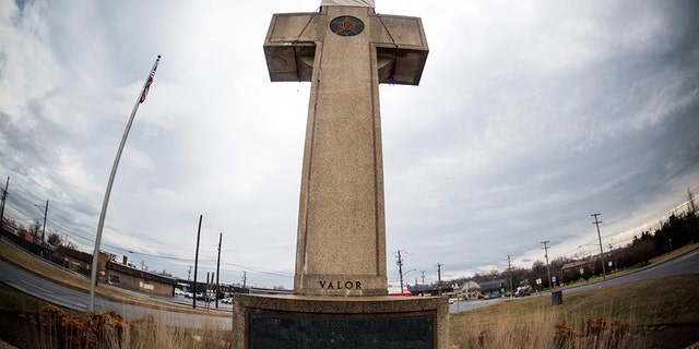 The World War I memorial cross in Bladensburg, Maryland -- near the nation's capital -- is seen on February 08, 2019. (ERIC BARADAT/AFP/Getty Images)