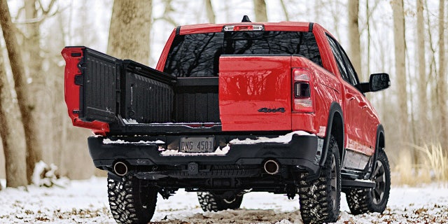2019 Ram 1500 Multifunction Tailgate