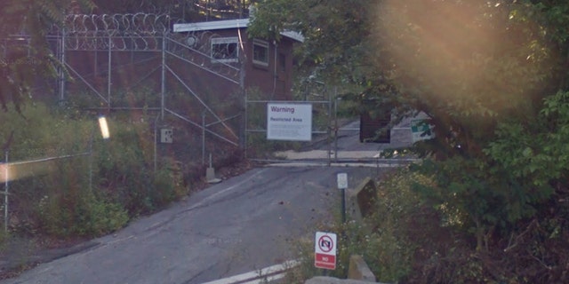 One of the access roads leading up to the summit of Raven Rock mountain.