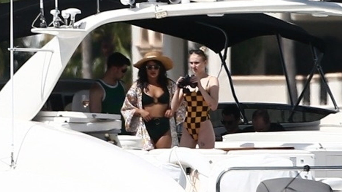Priyanka Chopra and Sophie Turner take a boat ride with husband and fiance Nick and Joe Jonas. The group looked casual as they prepared for their fun day out on the water. They were also joined by Kevin Jonas among other family and friends.