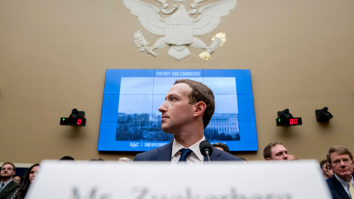 Facebook Twitter Employees Send Over 90 Of Political Donations To Facebook Twitter Employees Send Over 90 Of Political Donations To