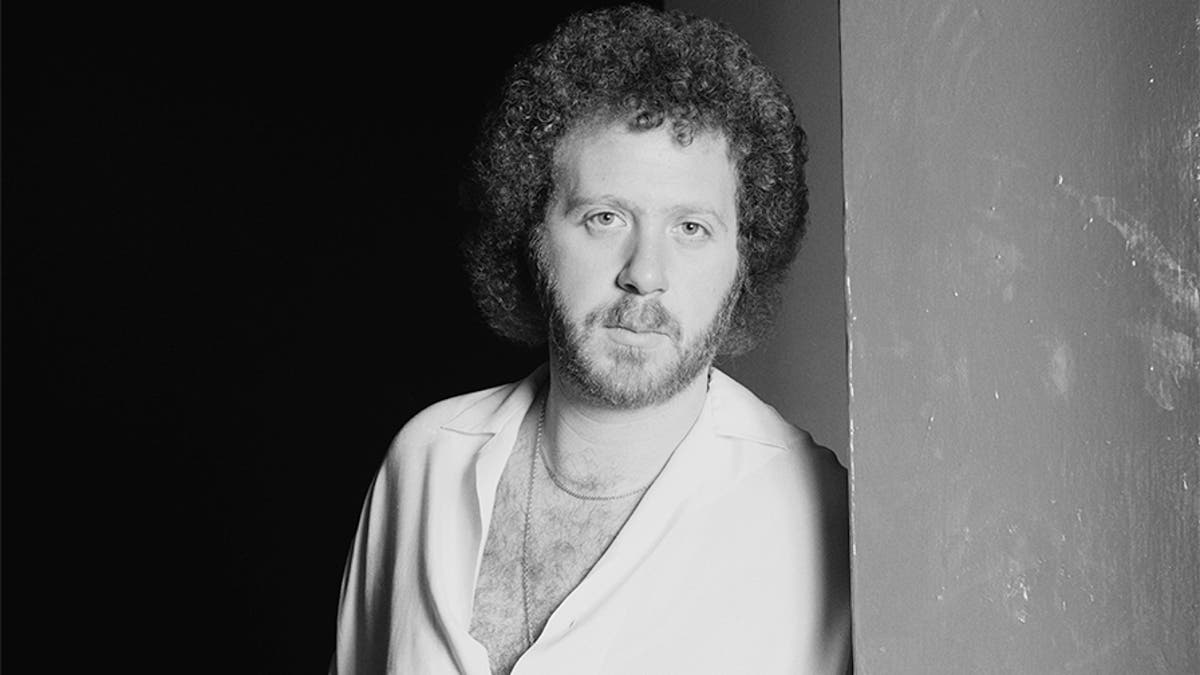 Adrian Gurvitz, British singer-songwriter, posing for a studio portrait, in February 1979. — Getty