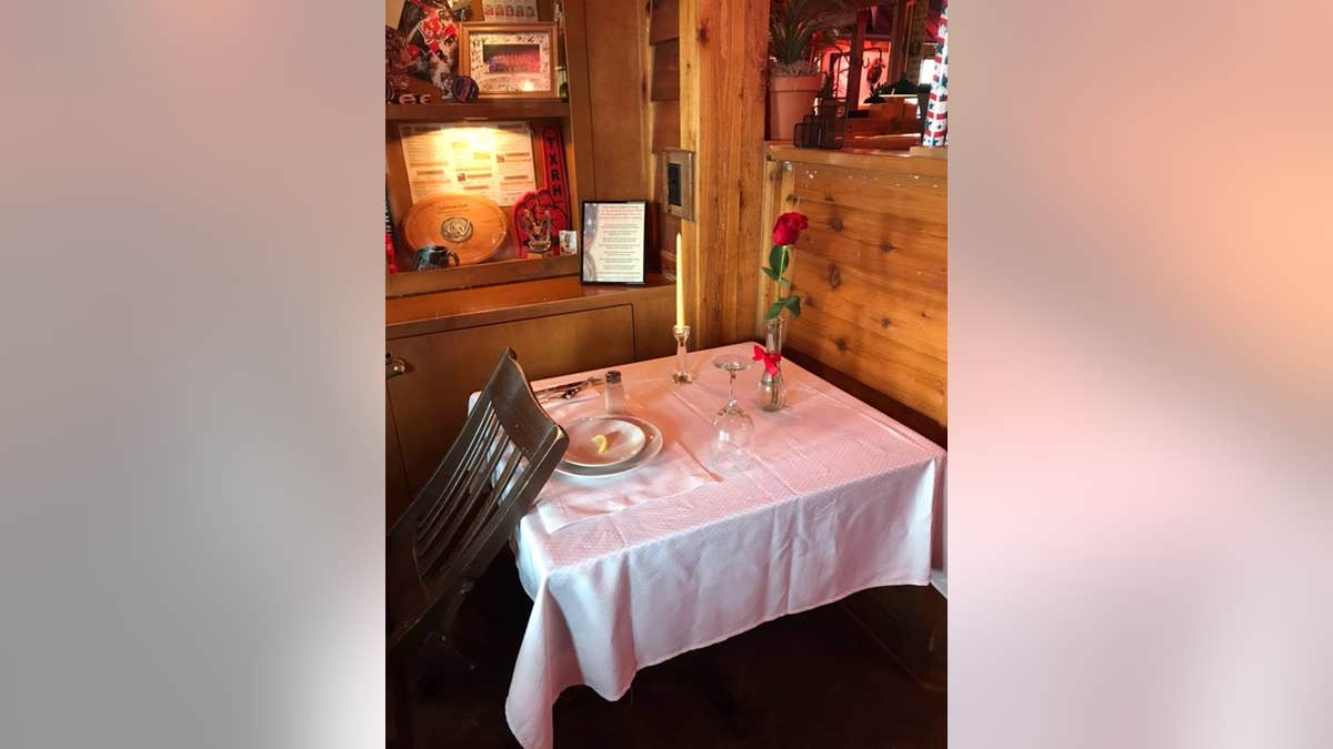 A Texas Roadhouse restaurant in Illinois is honoring McHenry County Sheriff's Deputy Jacob Keltner, who was killed in the line of duty on Thursday.