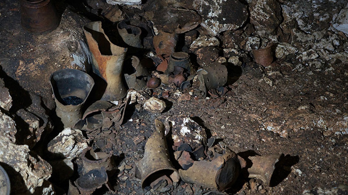 Interior of the Balamku Cave. (Karla Ortega, Great Mayan Aquifer Project, INAH)