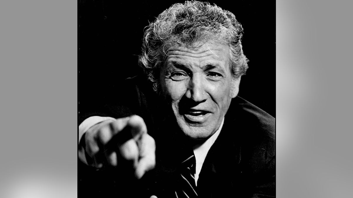 World's greatest car salesman, Joe Girard, dead at 90 after fall Fox News