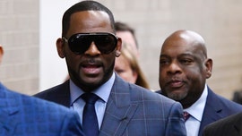 R. Kelly taken into custody in Illinois