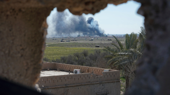 IS militants hiding behind civilians, slowing Syria attack