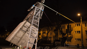 Gdansk mayor: No public space for divisive priest's statue
