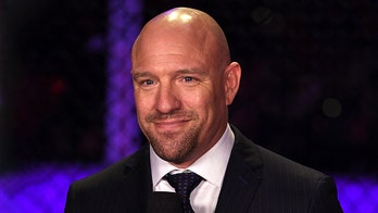 MMA announcer Jimmy Smith says he found ‘full-sized staples’ in Chipotle burrito