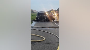 Louisiana firefighter saves pregnant woman from burning vehicle: 'God has something major for you!'