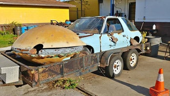 The bizarre car from 'Good Burger' just showed up for sale on Facebook