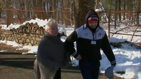 NJ teens shovel snowy driveway for elderly neighbor needing dialysis