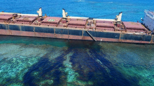 Solomon Islands locals struggle with 80-ton oil spill from grounded ship