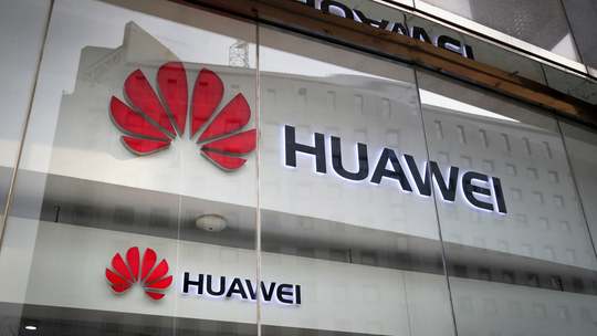 China accuses US of 'double standard' over Huawei claims