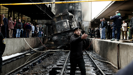 Egypt arrests 6 over Cairo train crash that killed 25