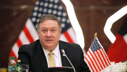 Pompeo, in Kuwait, again urges resolution to Gulf crisis