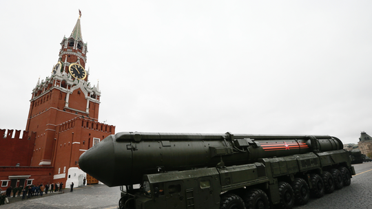 Europeans urge Russia to return to arms-control treaty