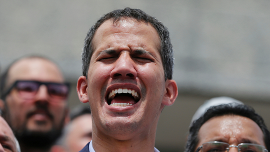 Guaido returns to Venezuela and a new phase in campaign