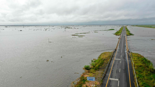 Floods, destruction from cyclone continue in Mozambique