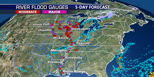 Scattered rain, snow hit Central Plains; major flooding continues ...