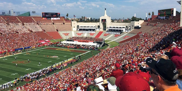 Plan to rename LA Memorial Coliseum in question after United Airlines ...