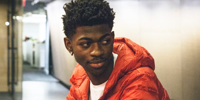 Lil Nas X hit 'Old Town Road' pulled from Billboard country chart ...