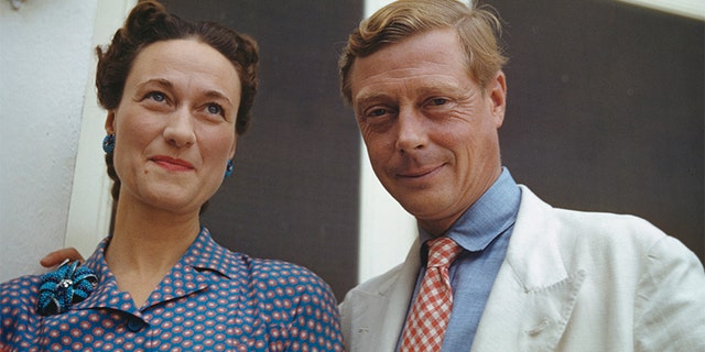 Wallis, Duchess of Windsor (1896-1986) and the Duke of Windsor (1894-1972) outside Government House in Nassau, the Bahamas, circa 1942. The Duke of Windsor served as Governor of the Bahamas from 1940 to 1945.