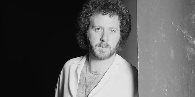 Adrian Gurvitz, British singer-songwriter, posing for a studio portrait, in February 1979. — Getty