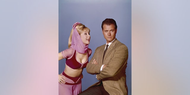 Barbara Eden as Jeannie, Larry Hagman as Anthony Nelson in ‘I Dream of Jeannie.’