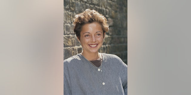 English actress Charlotte Coleman (1968-2001), who plays the character of Scarlett in the film "Four Weddings and a Funeral," pictured in London on 23rd August 1994. (Photo by Larry Ellis Collection/Getty Images)