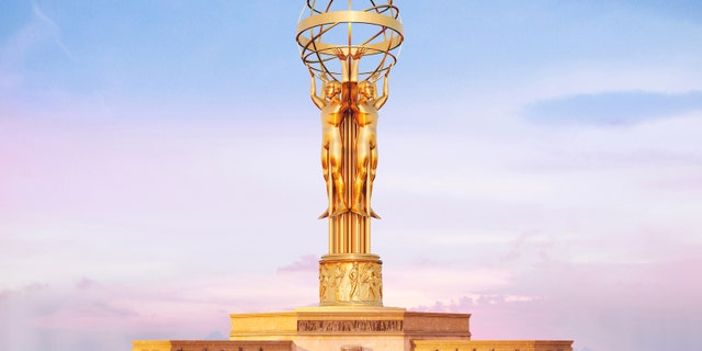 A digital rendering of the unbuilt Democracy Uniting the World monument in San Pedro, California (CashNetUSA)