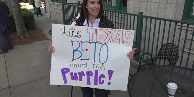 Former Republican New Hampshire voter Courtney Tobe said O'Rourke's message of unifying the country attracted her to the candidate.